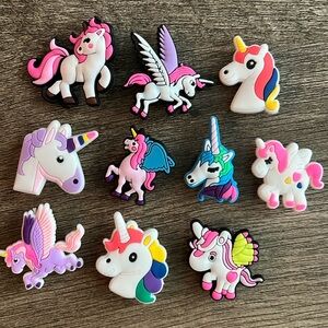 Jibbitz. UNICORNS. Set of 10. Fits Crocs & similar. Share with friends. 🦄🦄🦄